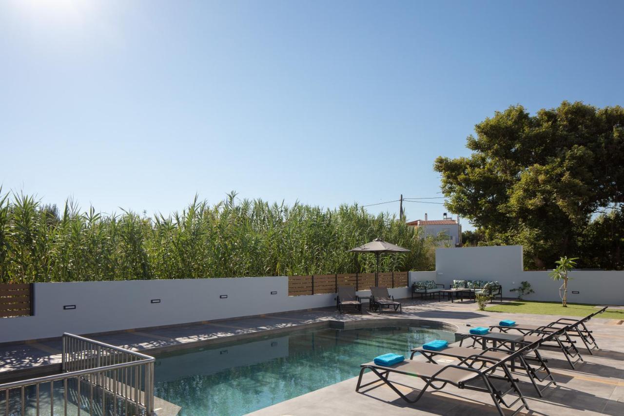 Sunnyside Villas, Ideal For Vibrant Stays,By Thinkvilla Pigianos Kampos  Exteriér fotografie