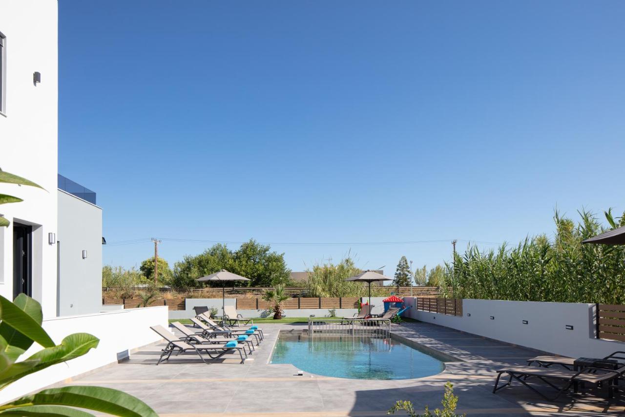 Sunnyside Villas, Ideal For Vibrant Stays,By Thinkvilla Pigianos Kampos  Exteriér fotografie