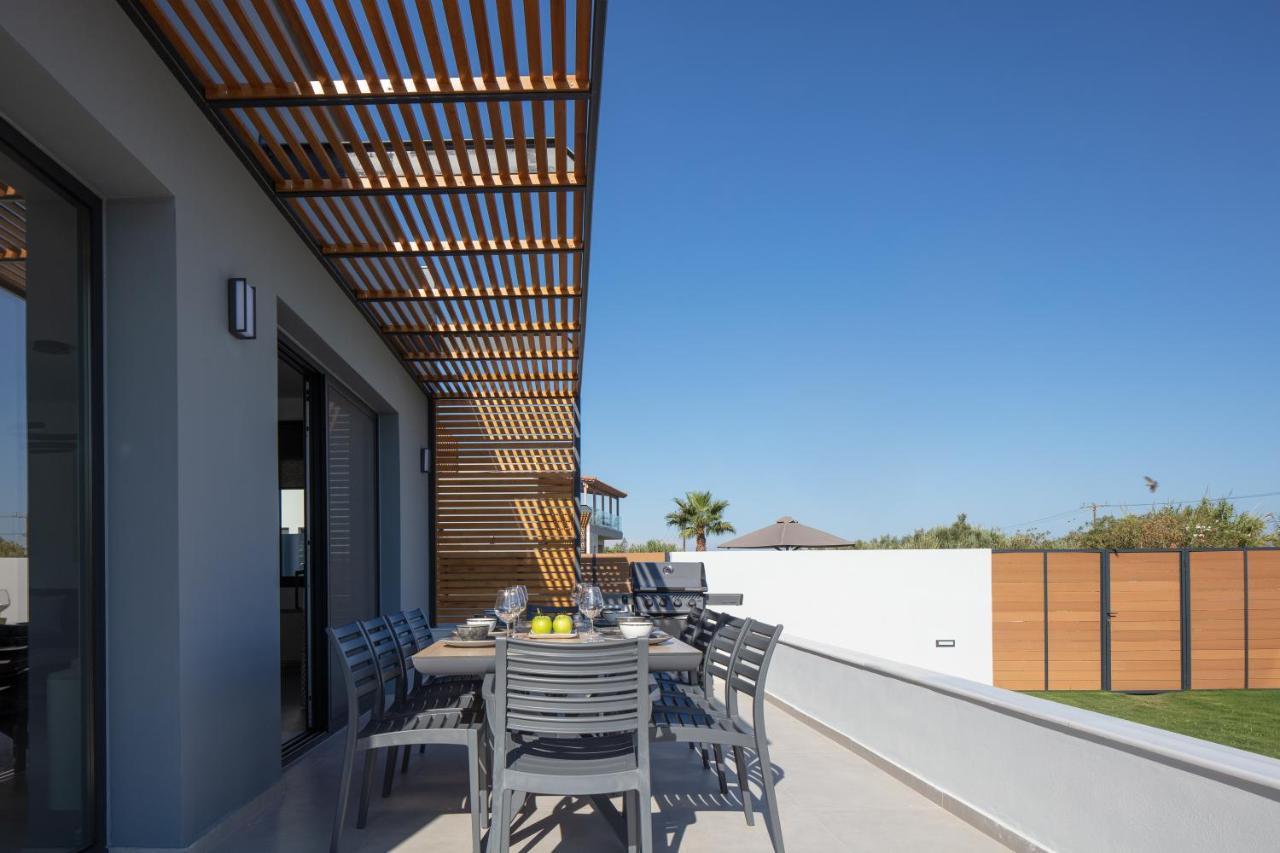 Sunnyside Villas, Ideal For Vibrant Stays,By Thinkvilla Pigianos Kampos  Exteriér fotografie
